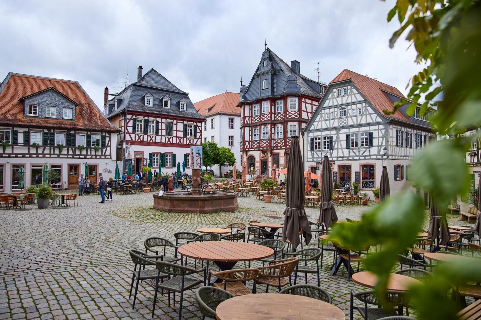 Hygge-Flats - Zentral Fuer 2-4 Personen, Wlan Apartment Heppenheim  Bagian luar foto