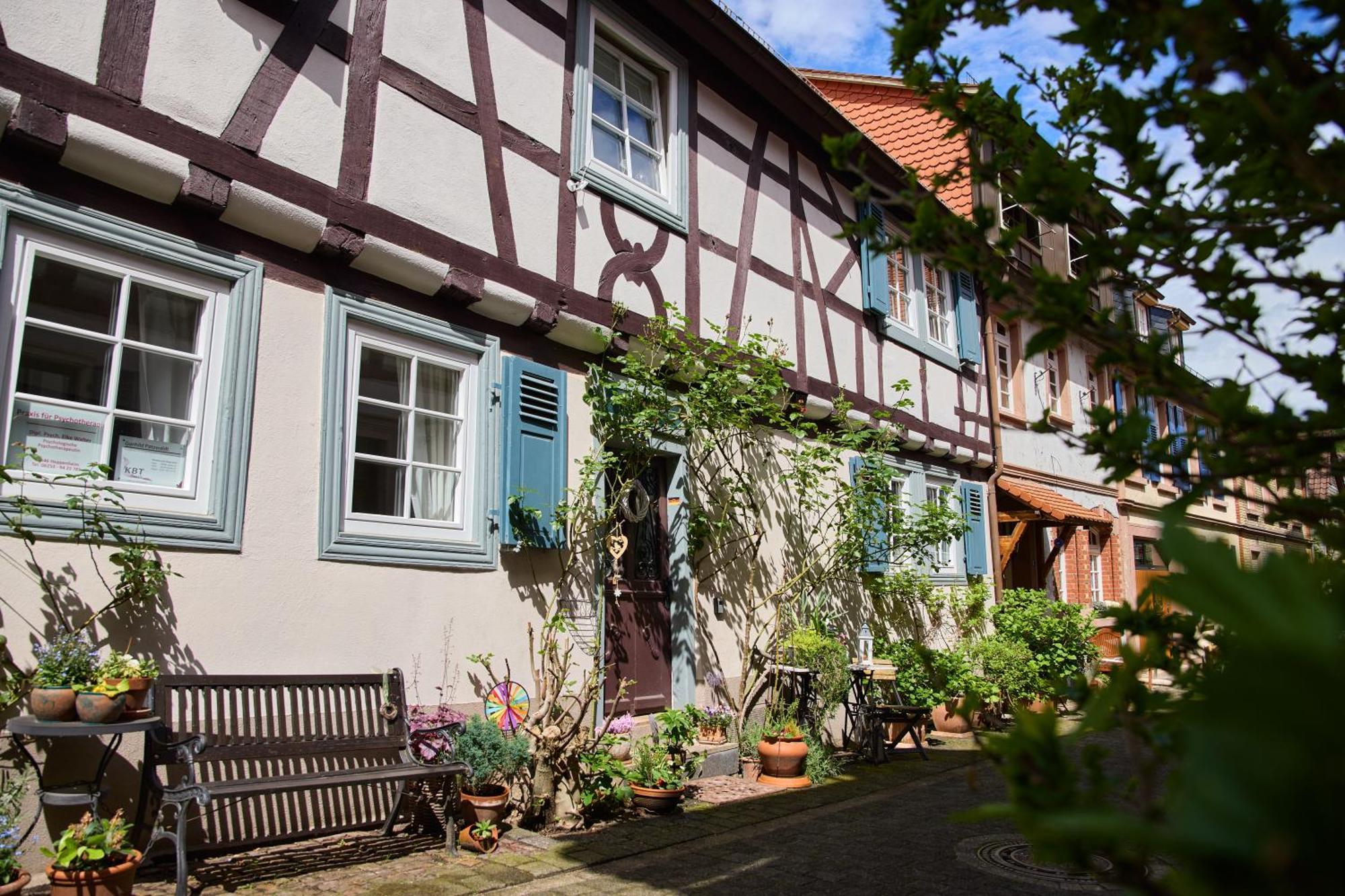 Hygge-Flats - Zentral Fuer 2-4 Personen, Wlan Apartment Heppenheim  Bagian luar foto