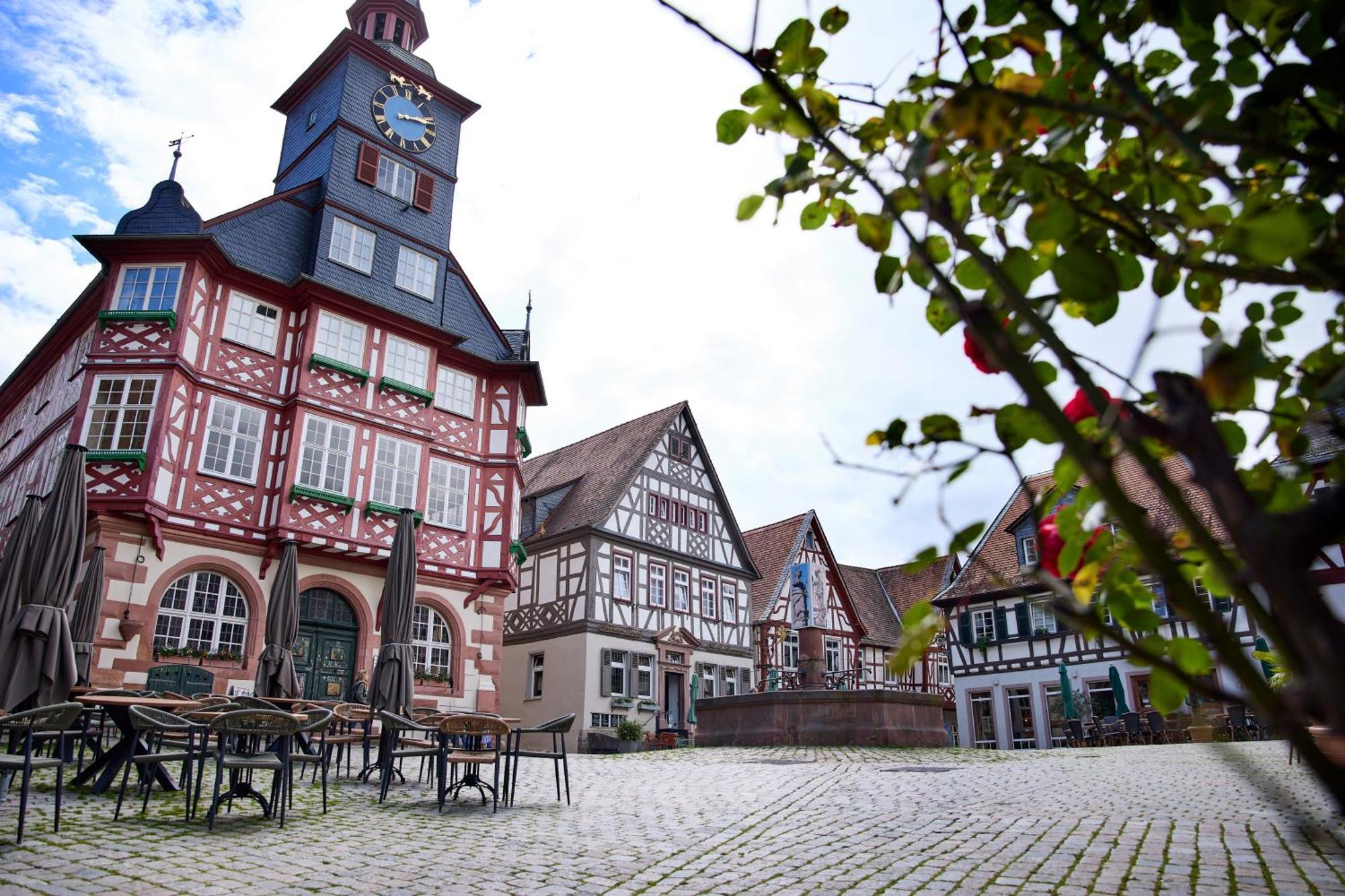 Hygge-Flats - Zentral Fuer 2-4 Personen, Wlan Apartment Heppenheim  Bagian luar foto